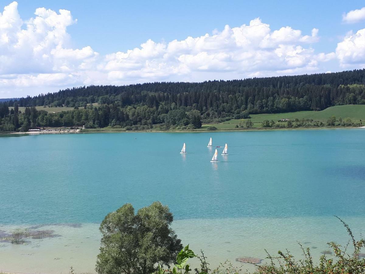 Le Charme Des 2 Lacs Malbuisson Exteriér fotografie